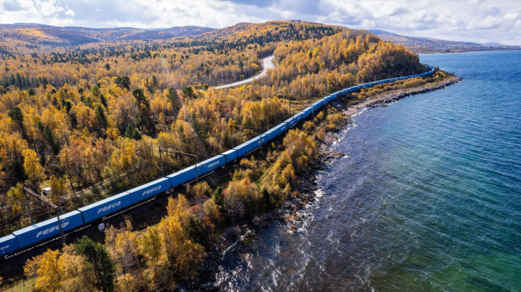 Калининград санкт петербург жд расписание