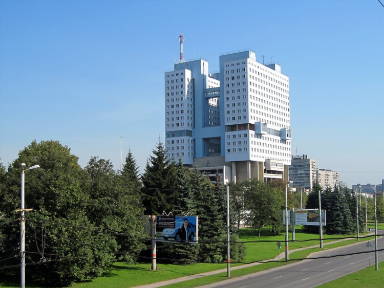 Москва калининград время разница